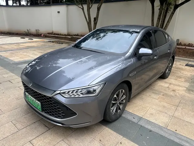 BYD Qin PLUS 2021 DM-i 55KM Premium