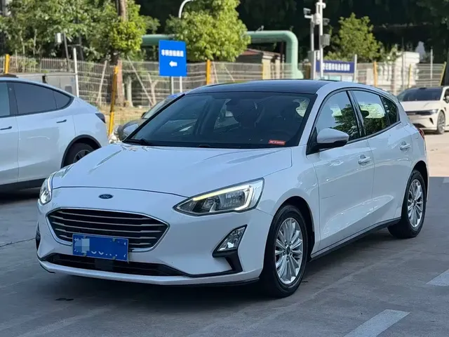 Ford Focus 2019 Hatchback EcoBoost 180 Automatic Fengchao