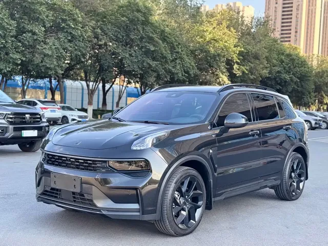Lynk & Co 01 2021 2.0TD AWD Night Edition