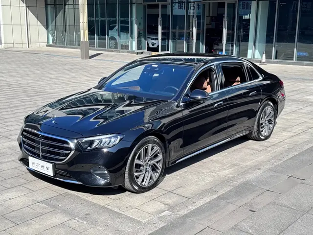 Mercedes-Benz E-Class 2024 E 300 L Fashion