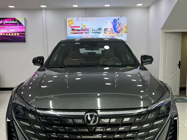 Changan UNI-Z New Energy 2025 Model Year Smart New Blue Whale 125km Battleship+