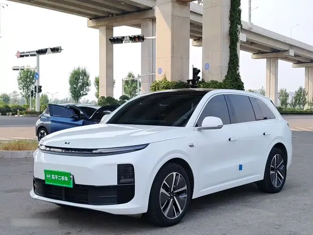 Li Auto L6 2024 Pro