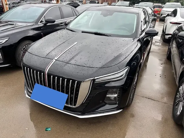 Hongqi H5 2025 1.5T DCT Qiyue 500,000 Units Commemorative Edition