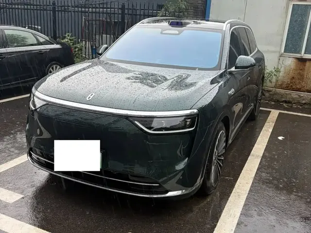 AITO Wenjie AITO M8 2025 Extended Range Ultra 53.4kWh 6-Seater