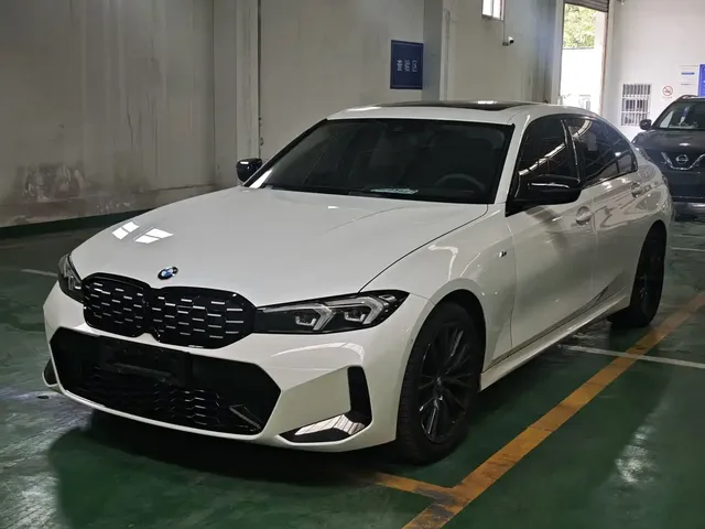BMW 3 Series 2023 325Li M Sport Black Night Package