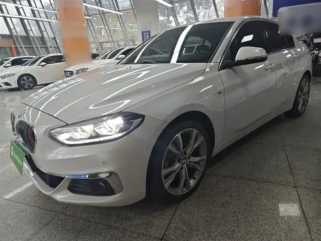 BMW 1 Series 2018 Facelift 120i Design Package