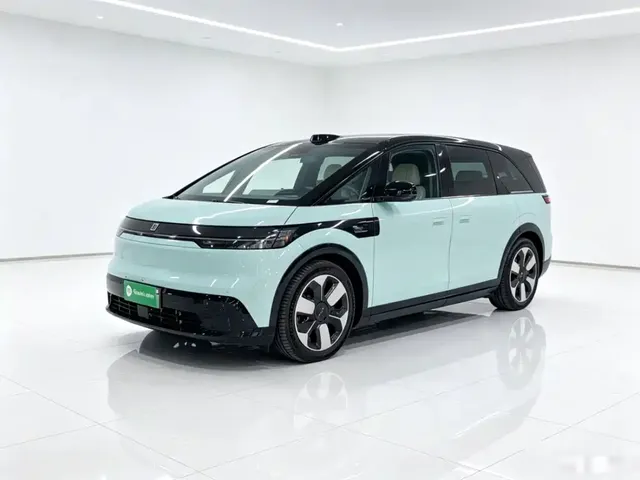 ZEEKR MIX 2025 Smart Driving Edition
