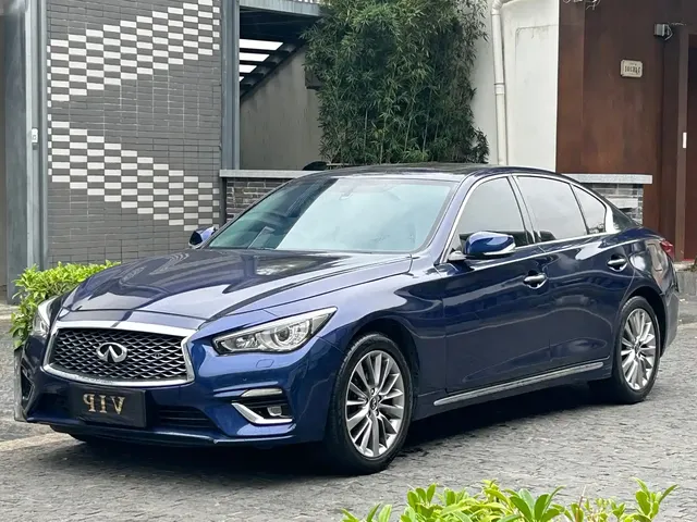 Infiniti Q50L 2018 2.0T Leisure Edition (China VI)