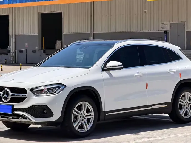 Mercedes-Benz GLA 2023 GLA 200