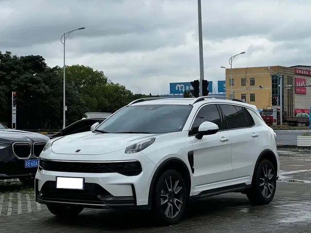 Lynk & Co 01 2021 2.0TD 2WD Pro