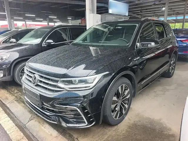 Volkswagen Tiguan L 2023 Facelift 330TSI Auto FWD R-Line Premium