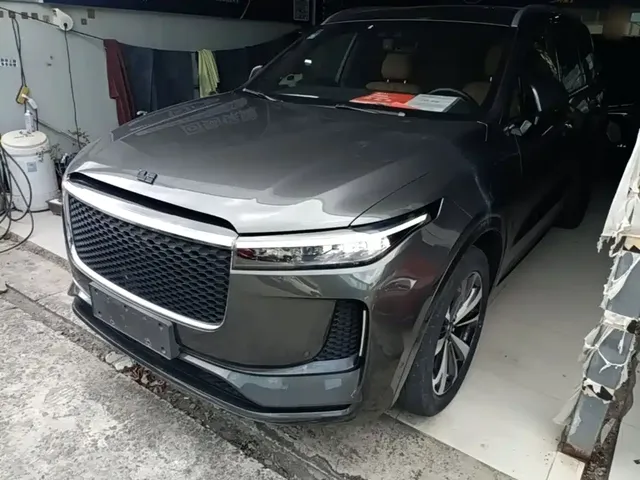 Li Auto Li ONE 2020 Extended Range 6-seater