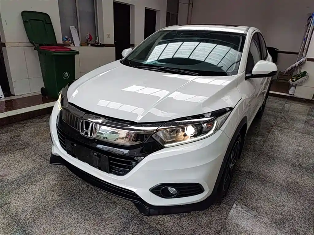 Honda Vezel 2020 1.5L CVT Pioneer