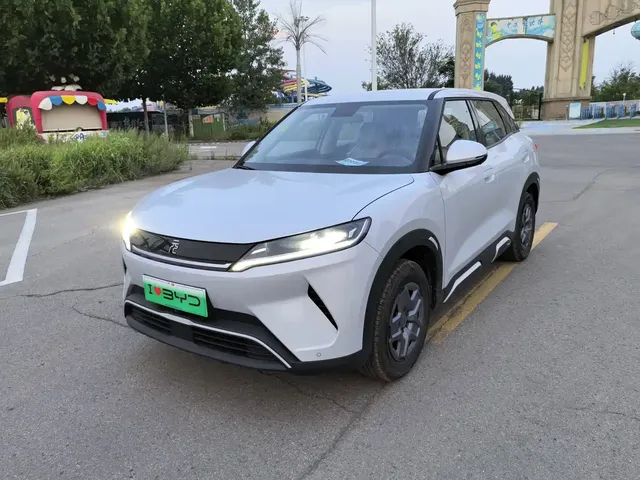 BYD Yuan UP 2025 Model 301KM Navigator