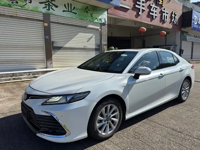 Toyota Camry 2021 2.0G Luxury Edition