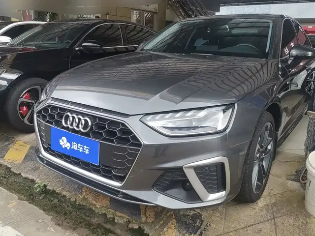 Audi A4L 2022 40 TFSI Fashion Dynamic