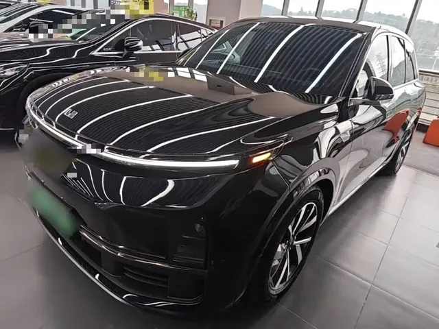 Li Auto Li L8 2023 Pro