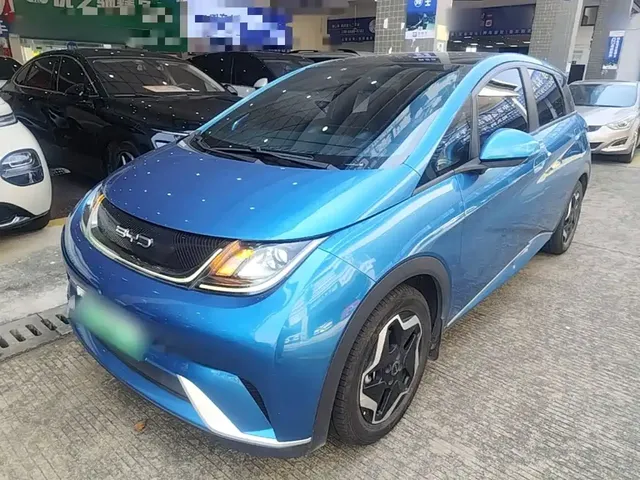 BYD Dolphin 2021 Model 405km Fashion Edition