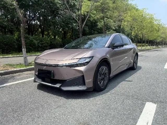 Toyota bZ3 2023 616km Long Range Premium