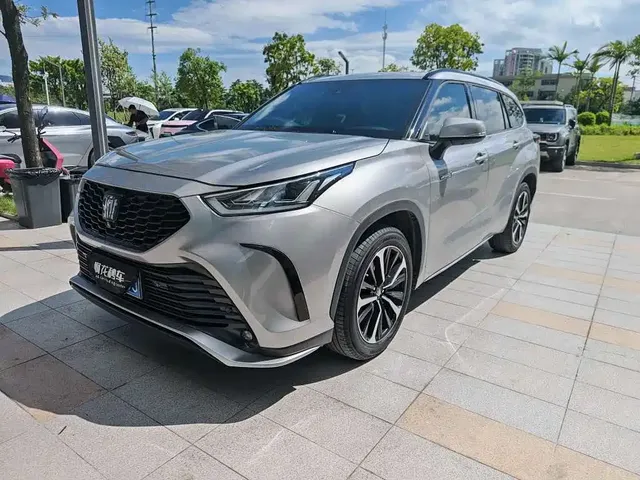 Toyota Crown Kluger 2023 2.5L HEV AWD Premium Edition