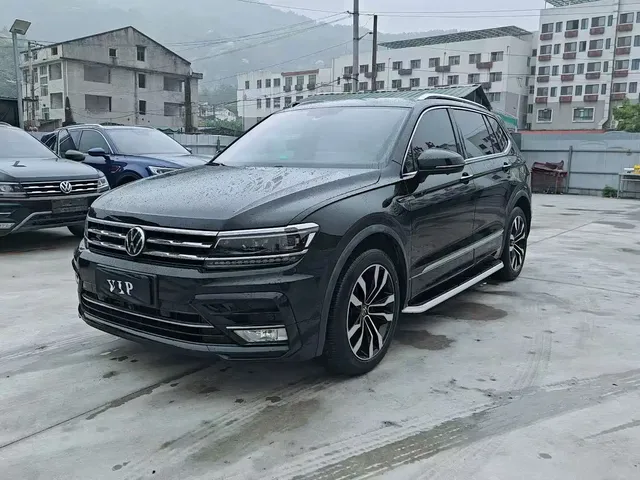 Volkswagen Tiguan L 2021 330TSI Automatic 2WD R-Line Flagship