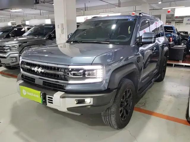 Fang Cheng Bao Leopard 5 2023 Yun Nian Flagship Edition