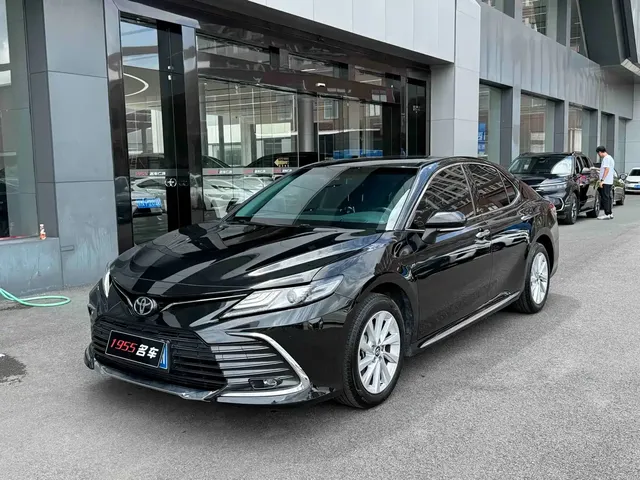 Toyota Camry 2023 2.0G Luxury Edition
