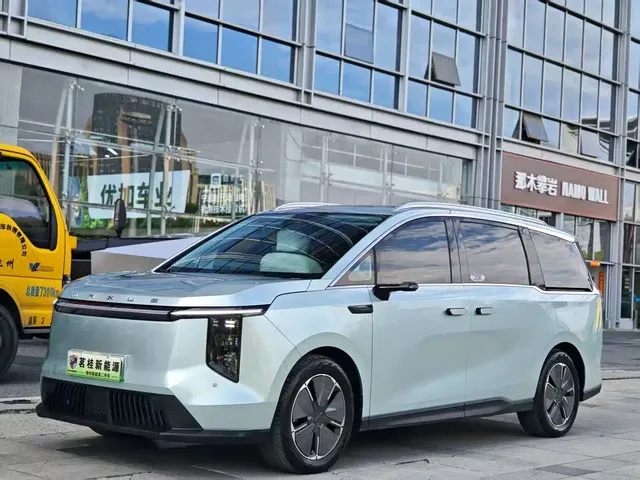 SAIC Maxus Dajia 7 2024 Model 605km Alpine Extended Range 6-Seater