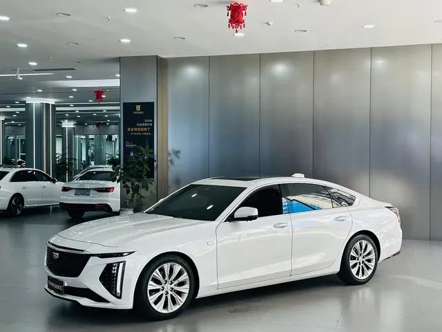 Cadillac CT6 2023 28T Premium Model