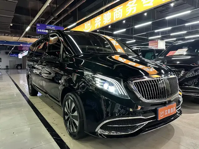 Mercedes-Benz Vito 2023 2.0T Elite 7-Seater