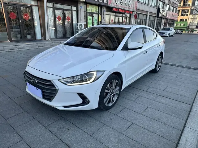 Hyundai Elantra 2016 Model 1.6L Automatic Smart Elite