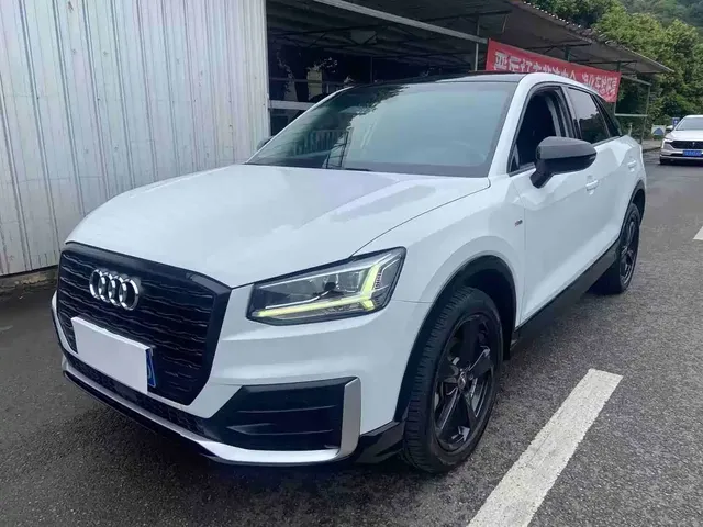 Audi Q2L 2020 35 TFSI Progressive Dynamic Model