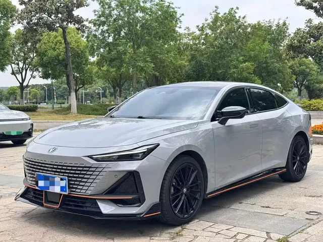 Changan UNI-V 2022 1.5T Excellence