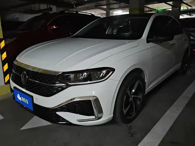 Volkswagen Lavida 2024 Model 300TSI DSG Starlight Leading Edition