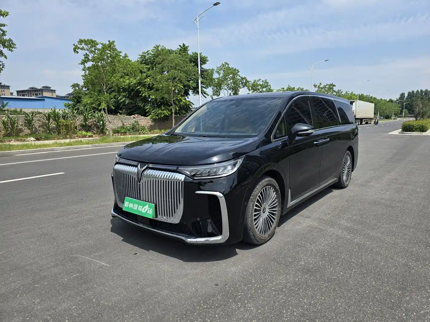 Voyah Auto Voyah Dreamer 2025 PHEV 4WD Kunpeng Premium Edition