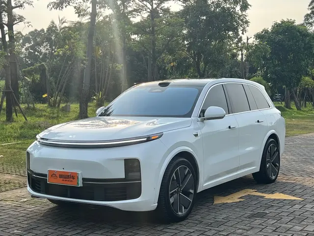 Li Auto Li L8 2025 Ultra Smart Renewal Edition