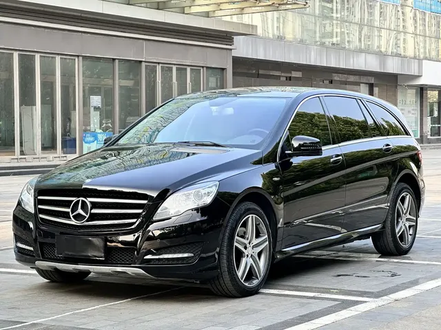 Mercedes-Benz R-Class 2017 R 400 4MATIC Collector's Edition