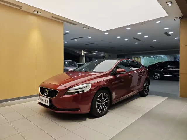 Volvo V40 2018 T3 Inscription Edition