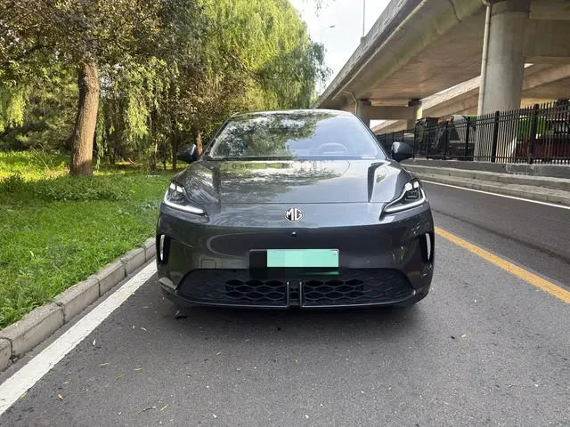 MG 4 EV 2025 Base Model