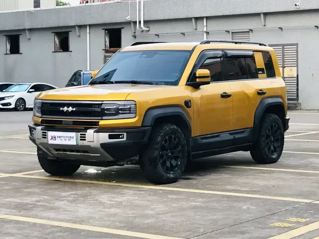 Fang Cheng Bao Leopard 5 2023 Yun Nian Flagship Edition