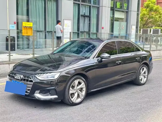 Audi A4L 2020 40 TFSI Luxury Elegance
