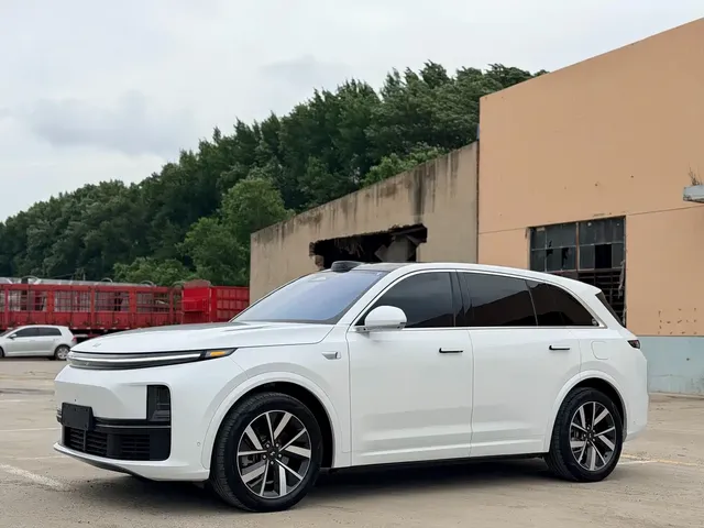 Li Auto L7 2023 Pro