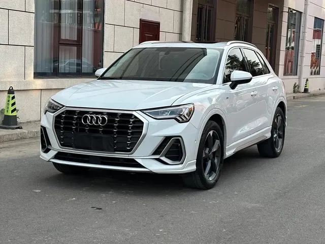 Audi Q3 2022 35 TFSI Fashion Dynamic
