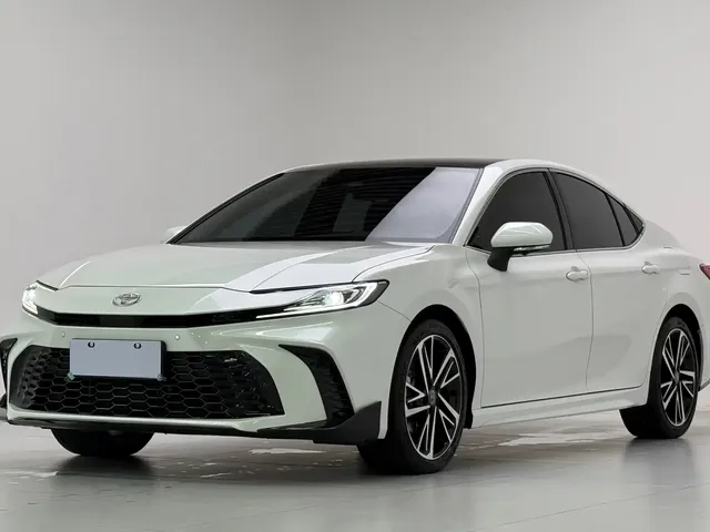 Toyota Camry 2026 Hybrid 2.0HG Premium Edition