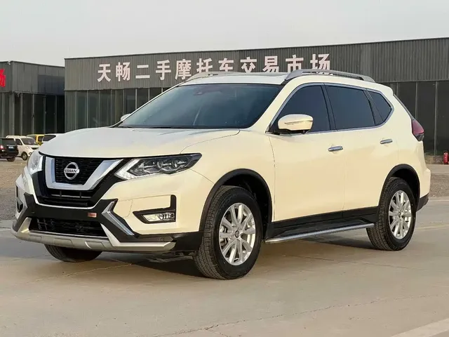 Nissan X-Trail 2023 Classic 2.0L 2WD Smart Premium Edition