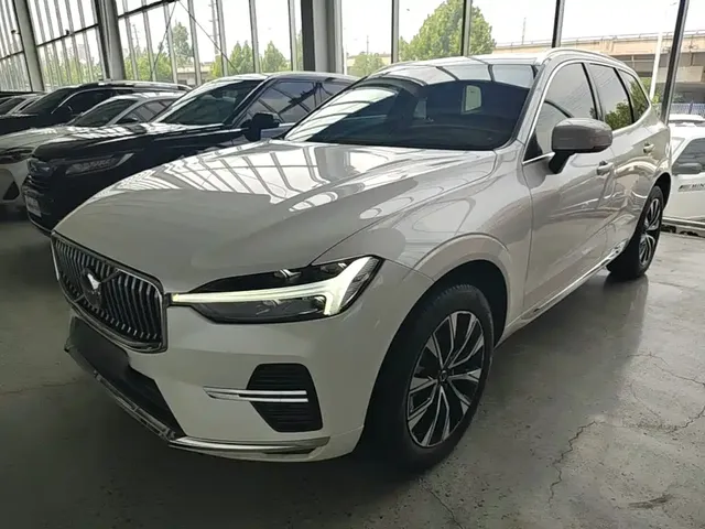 Volvo XC60 2023 B5 AWD Smart Elite Luxury