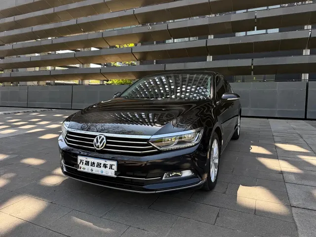 Volkswagen Magotan 2018 Facelift 330TSI DSG Luxury