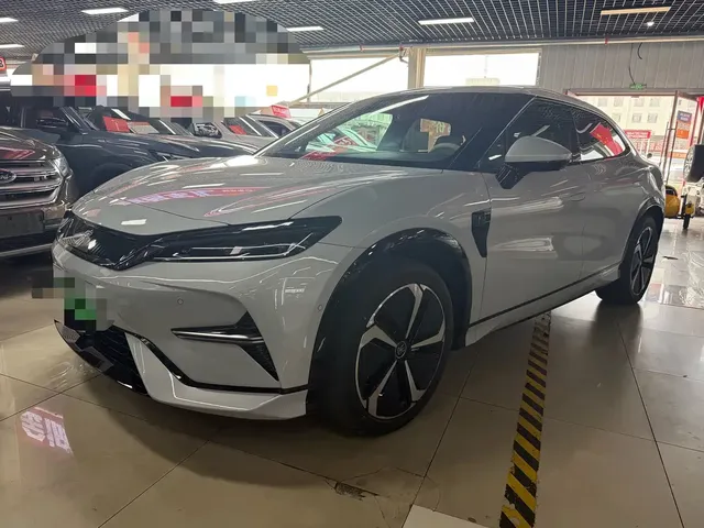 BYD Song L EV 2025 662km Excellence Smart Driving Model