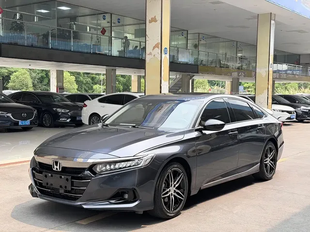 Honda Accord 2022 260TURBO Phantom Night Premium
