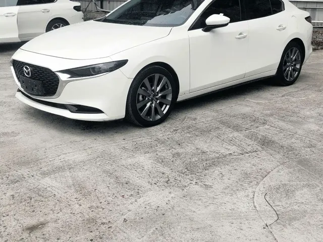 Mazda 3 Axela 2021 2.0L Automatic Premium Edition